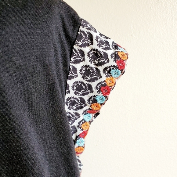 THML | Bohemian Top‎ with Multi Color Trim S - Picture 4 of 8